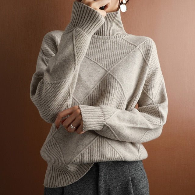 Strukturierter Strickpullover Mit Stehkragen Für Damen