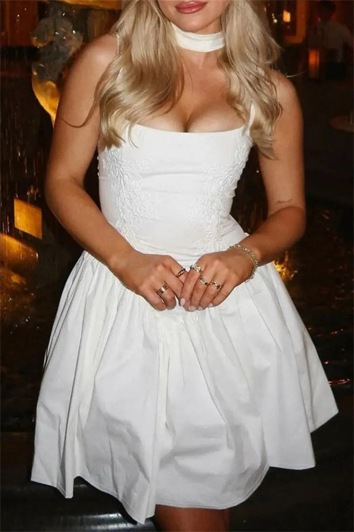 Ärmelloses Minikleid mit Figurbetontem Oberteil und Ausgestelltem Rock Für Damen