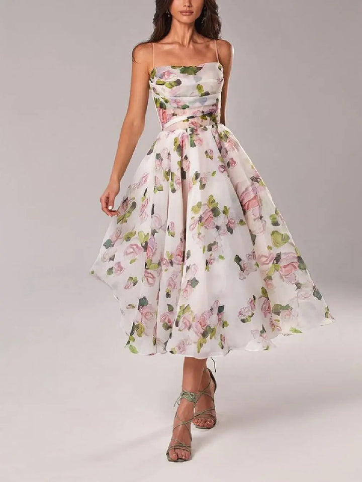 Midikleid mit Blumenmuster, Betonter Taille und Ausgestelltem Rock