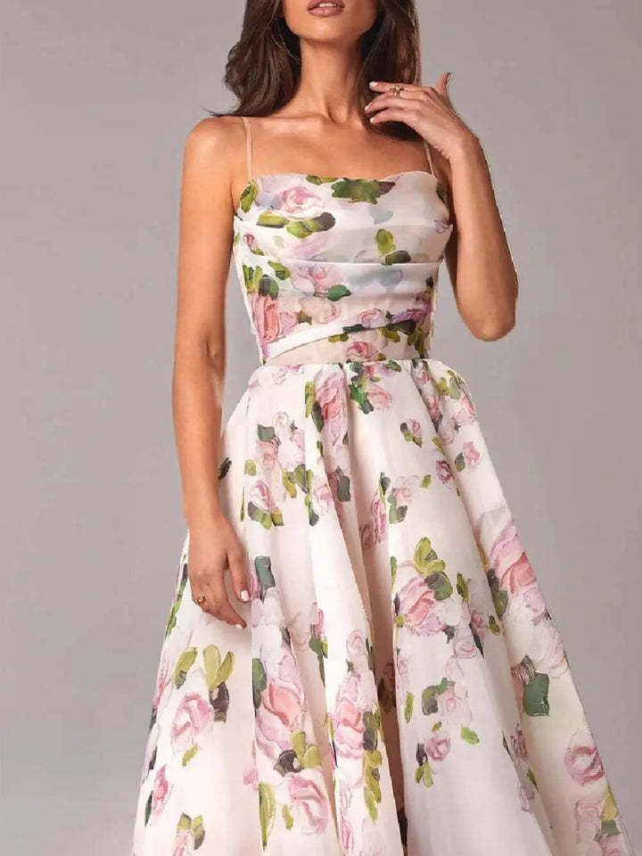 Midikleid mit Blumenmuster, Betonter Taille und Ausgestelltem Rock