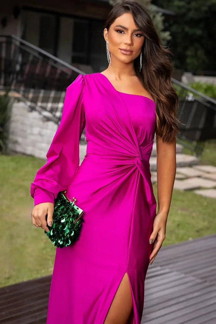 Ein Schulter Langarm Schmal Geschnittenes Maxikleid Für Damen