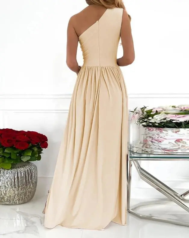 Ein Schulter Maxikleid mit Cut Out und Schlitz für Damen