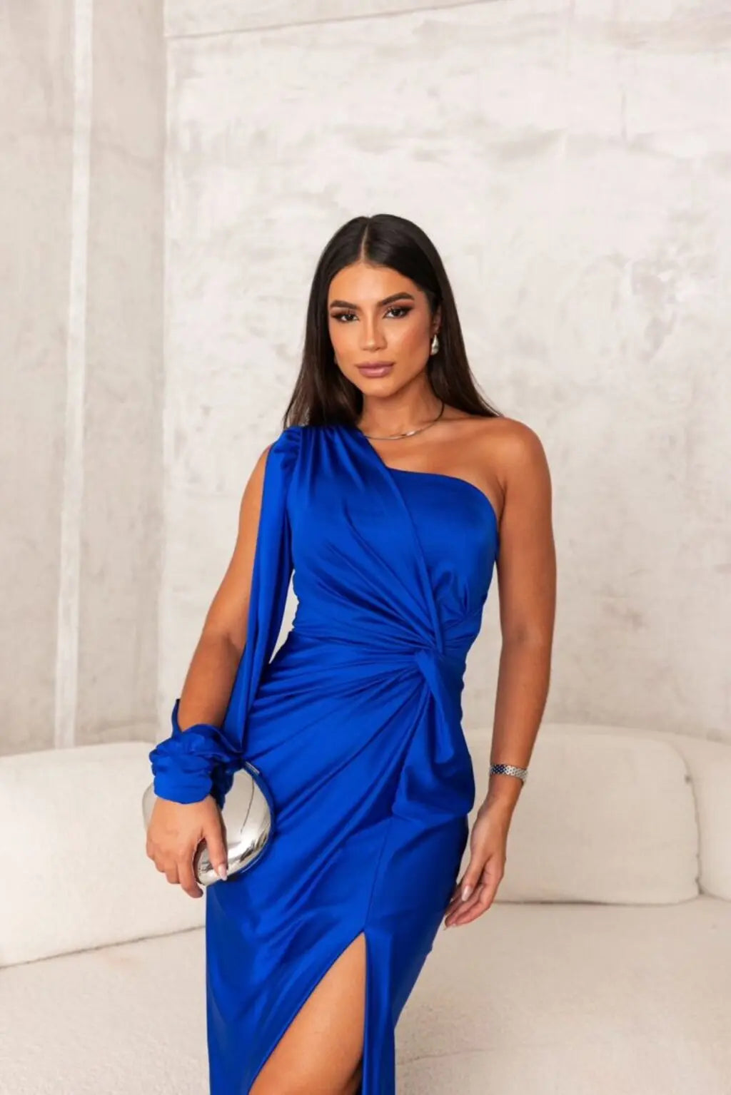 Ein Schulter Langarm Schmal Geschnittenes Maxikleid Für Damen