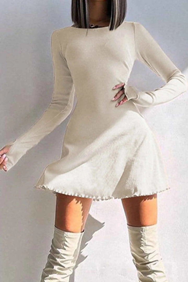 Figurbetontes Minikleid Für Damen Mit Langen Ärmeln