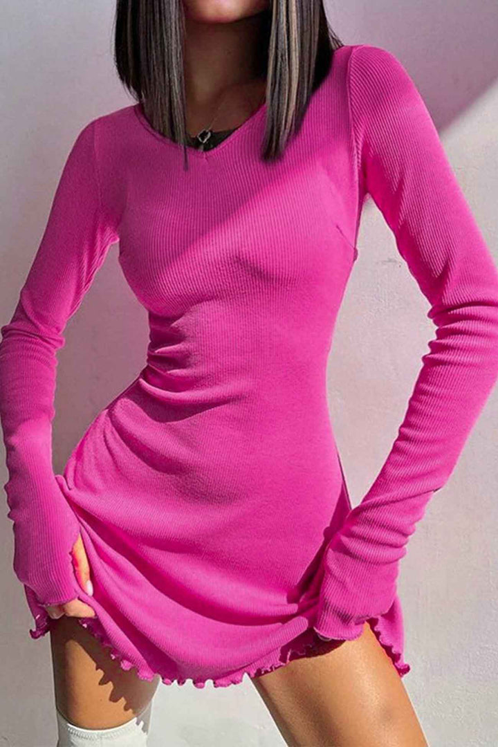 Figurbetontes Minikleid Für Damen Mit Langen Ärmeln