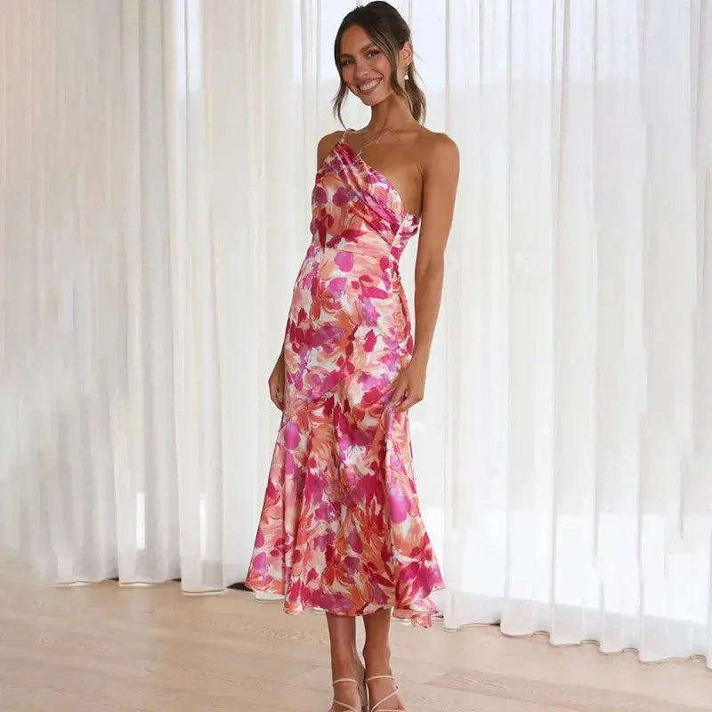 Ein Schulter Kleid mit Drapiertem Schnitt für Damen