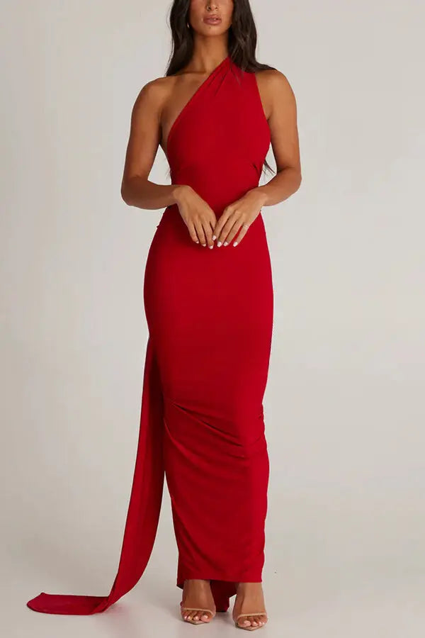 Bodenlanges Kleid Mit Offenem Rücken Und Drapiertem Abschluss
