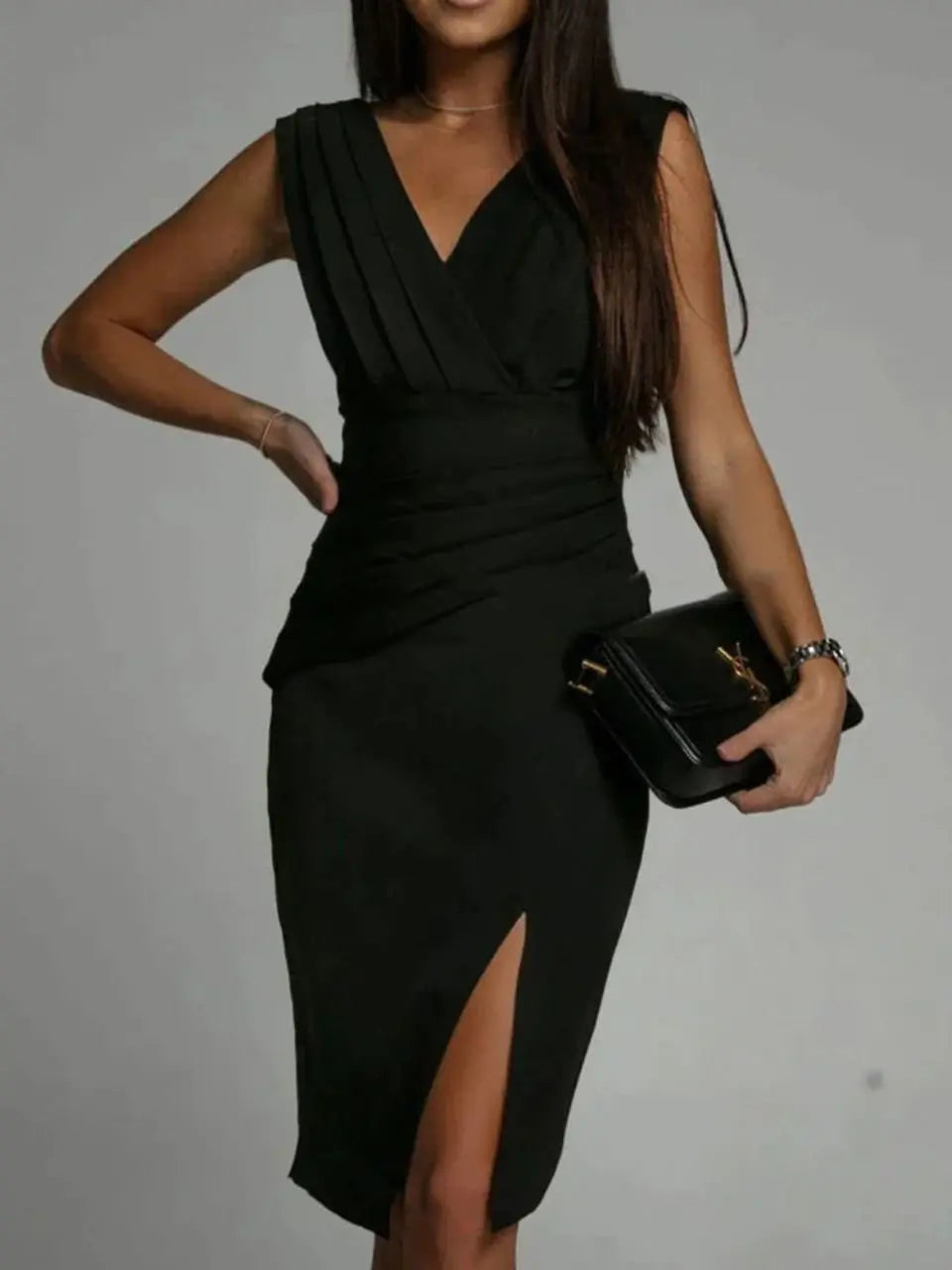 Knielanges Kleid mit Betonter Taille und Offenem Rücken für Damen